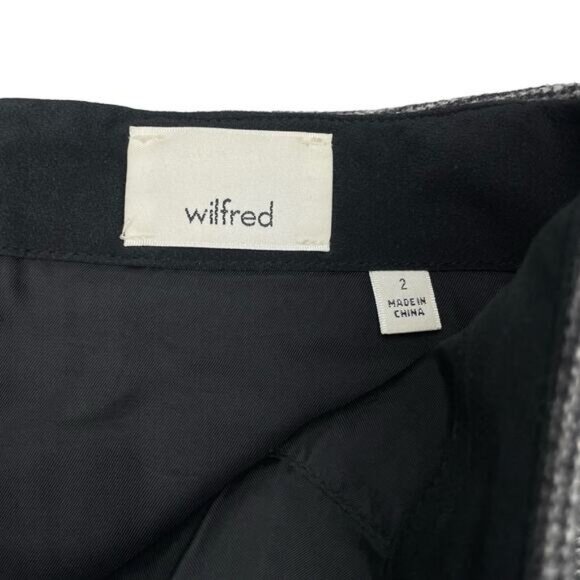 WILFRED Aritzia Essonne Wool Cashmere Blend Mini Skirt Sz 2 - Picture 4 of 6